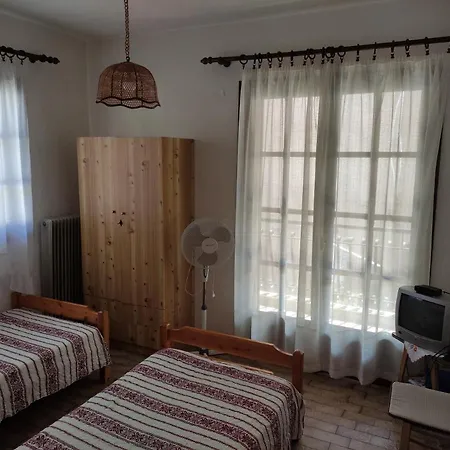 Traditional Appartement Neos Marmaras