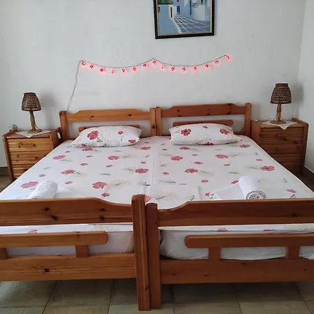 Traditional Appartement Neos Marmaras